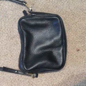 Quince Italian Leather Crossbody